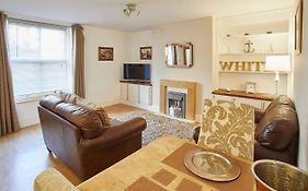 Host & Stay - Rock Pipit